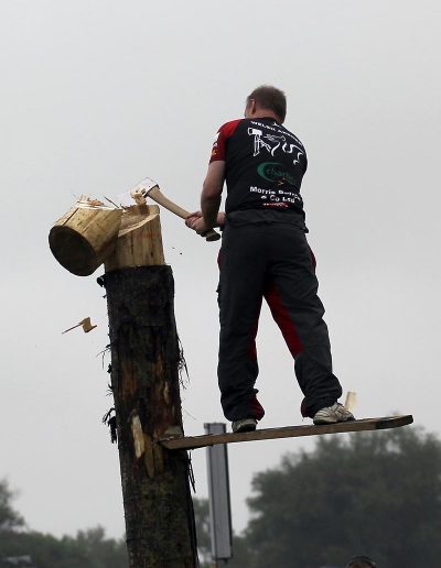 Usk Show Attractions Axe Men